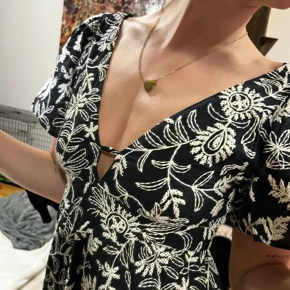 Zara Maxi Dress Size S - Open Back - NWT - Picture 3 of 3